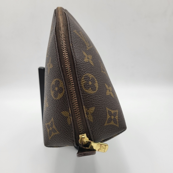 LOUIS VUITTON Monogram Trousse Demi Ronde Cosmetic Pouch GM.. Authentic!!!! - Picture 3 of 12